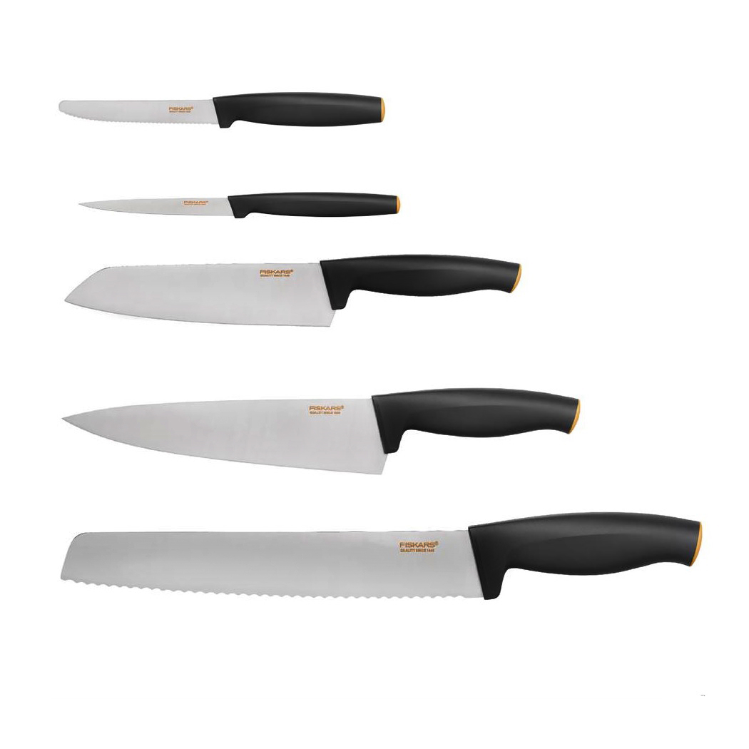 KNIVES